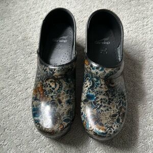 Dansko clogs, size 39.  Blue floral print